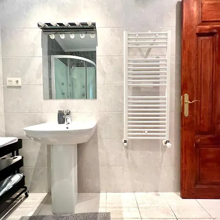 Apartamento Housing León- Catedral